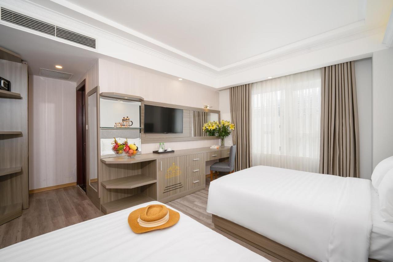 Royal Beach Hotel Дананг Экстерьер фото